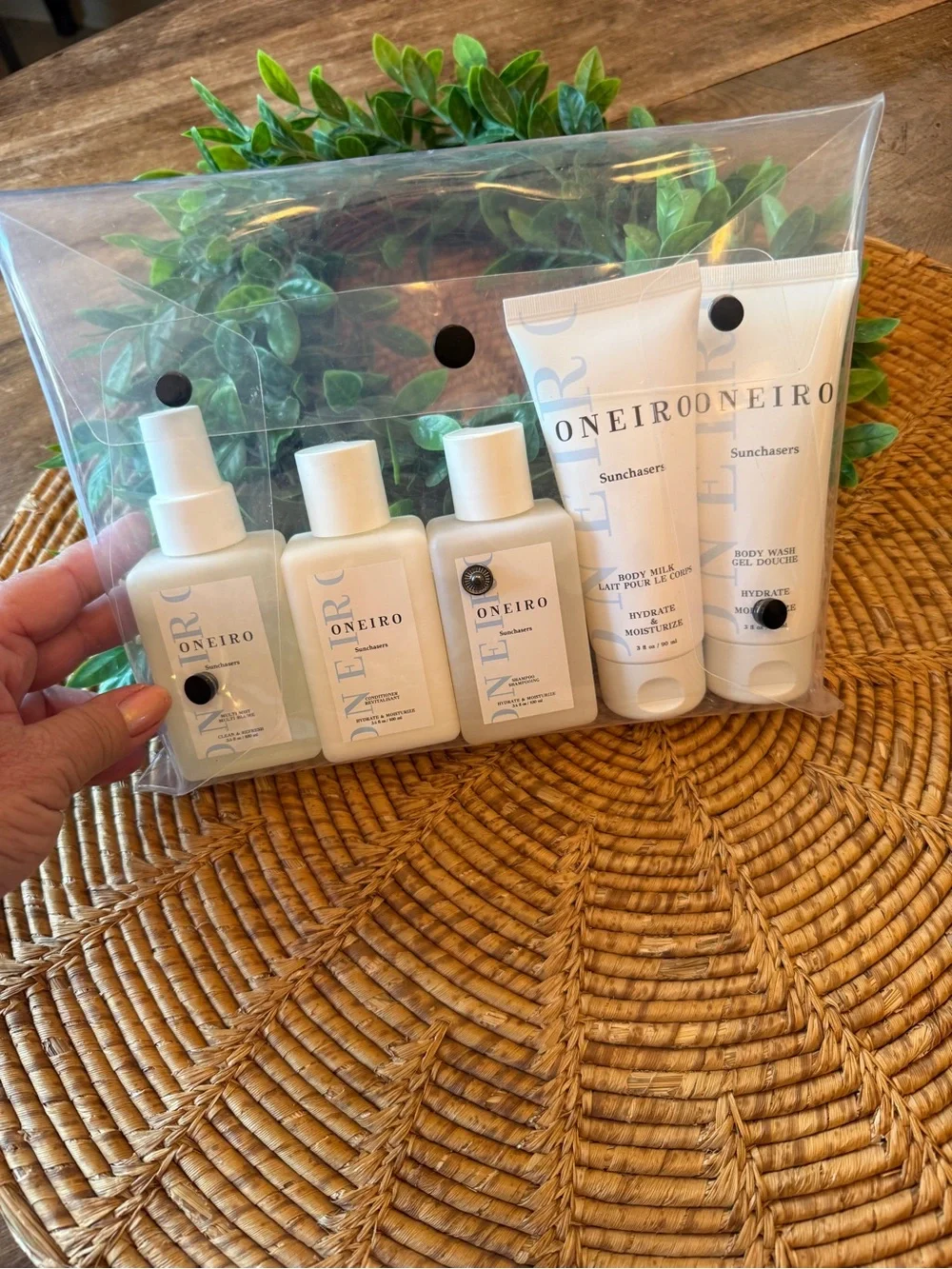 ONEIRO Sunchasers Travel Hair & Body 5 Piece Set